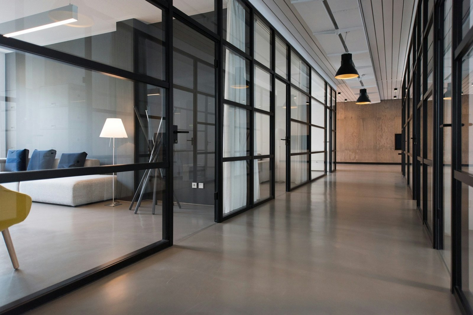Glass & Aluminum Sliding Door in Dubai