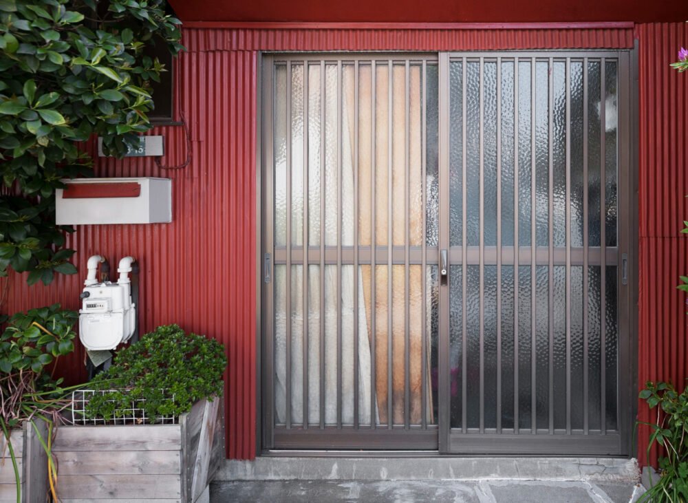 Aluminium Bifold Doors in Dubai Design, Prices & Professional Installation