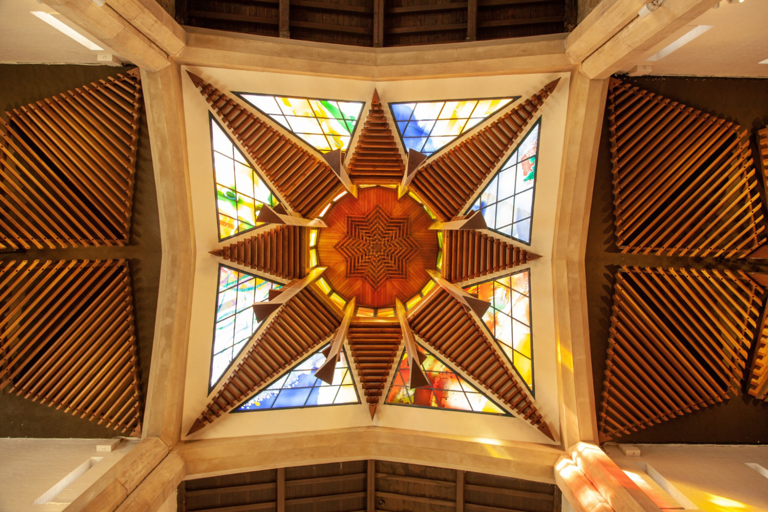 Artistic Glass Installations