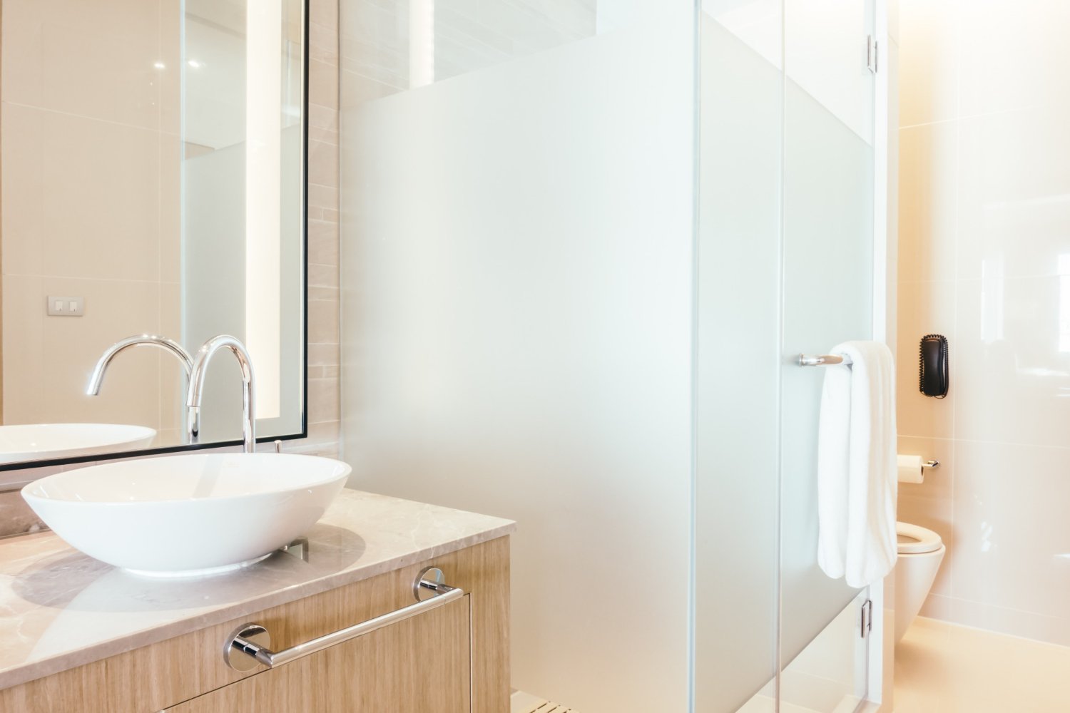 Frameless Shower Glass Installation Guide & Benefits