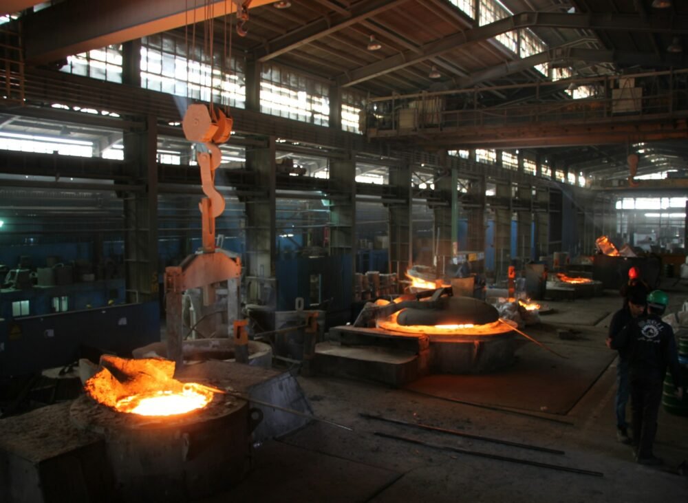 Mistakes to Avoid When Hiring a Glass Company in Dubai