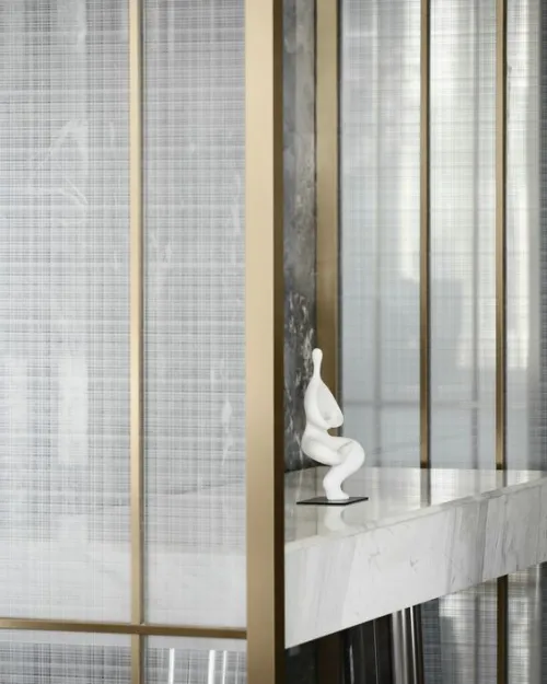 Polymer Mesh Glass